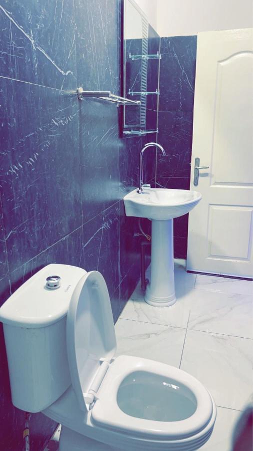 Hotel Residence Aicha Tambacounda Buitenkant foto