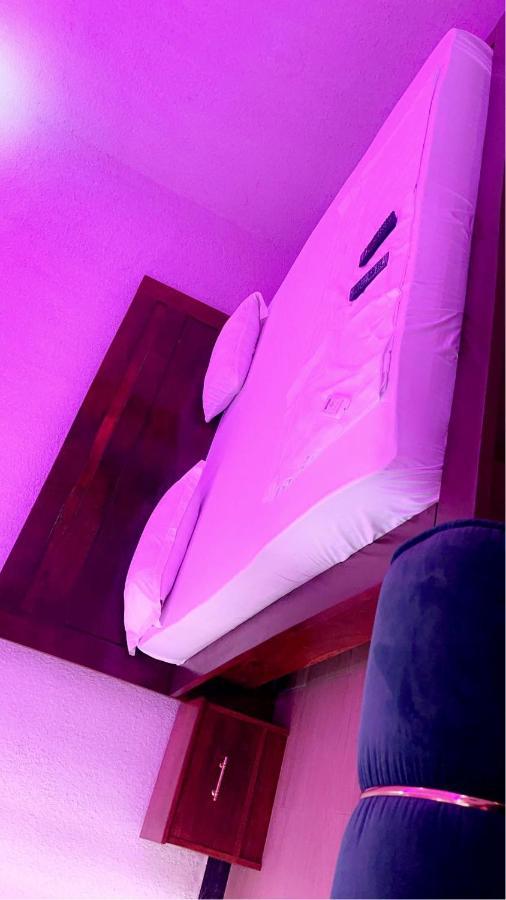 Hotel Residence Aicha Tambacounda Buitenkant foto
