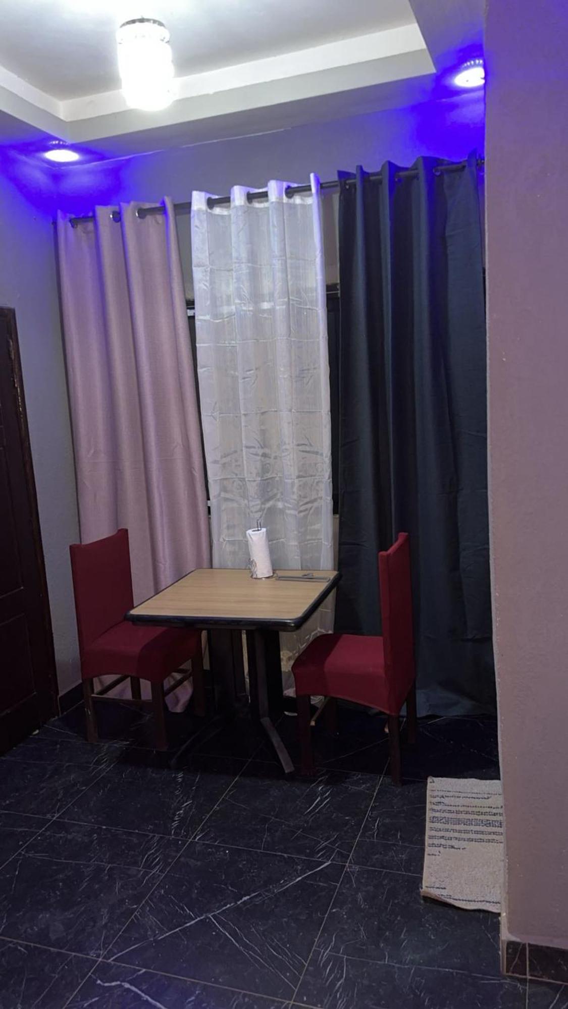 Hotel Residence Aicha Tambacounda Buitenkant foto