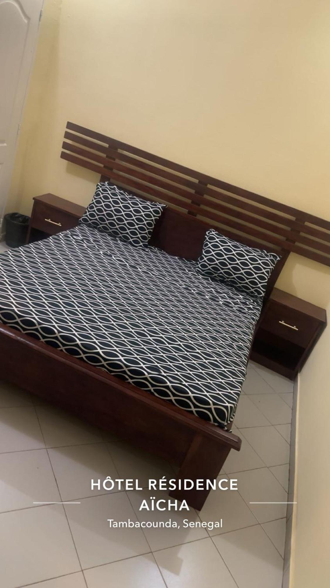 Hotel Residence Aicha Tambacounda Buitenkant foto